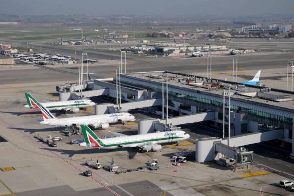 Long Naples Fiumicino Airport